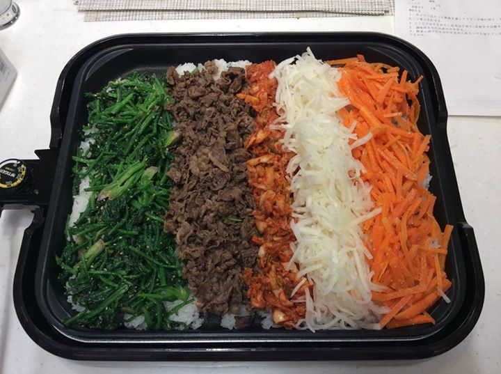 石焼ビビンバをホットプレートで_c0069247_20575928.jpg
