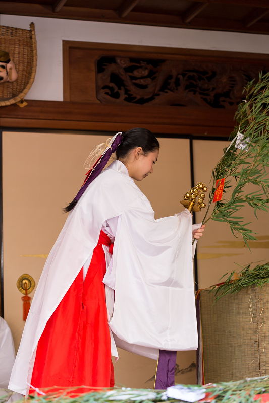 十日ゑびす・残り福（祇園甲部・彰子さん、佳つ扇さん）_f0155048_23481670.jpg