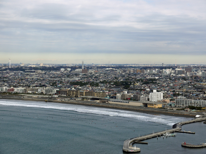 江の島シーキャンドル（展望灯台）から日光・男体山が見える_c0014967_1804488.jpg