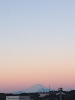 お月さまと富士山_d0233891_8144250.jpg