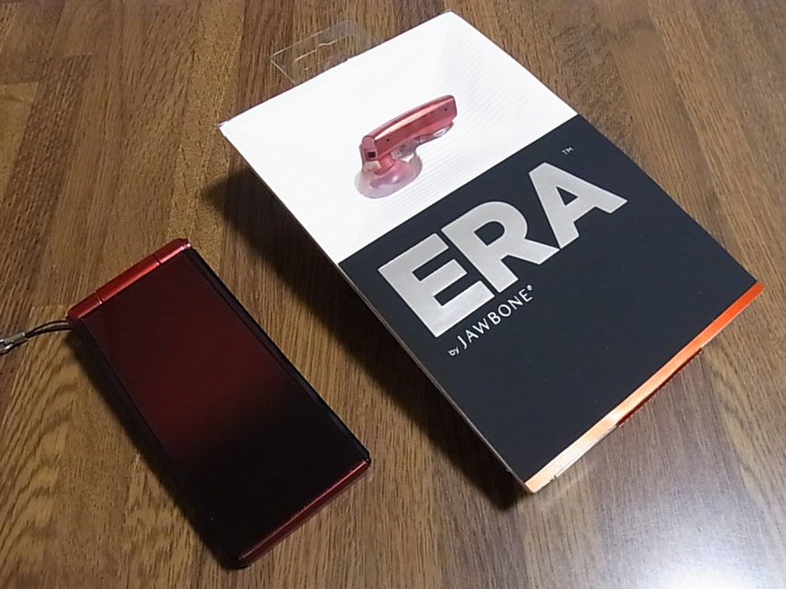Jawbone ERA Bluetoothワイヤレスヘッドセット (Red Ridge) ALP-ERA2-RD が来た!_b0186200_23323428.jpg