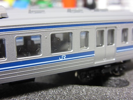 わたしの211系 : 赤い電車は白い線