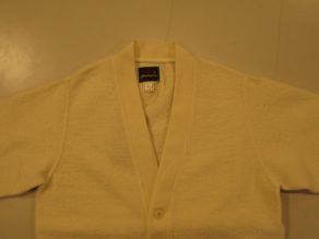 \"YANKSHIRE KNITED WORSTED CARDIGAN\"ってこんなこと。_c0140560_1210101.jpg