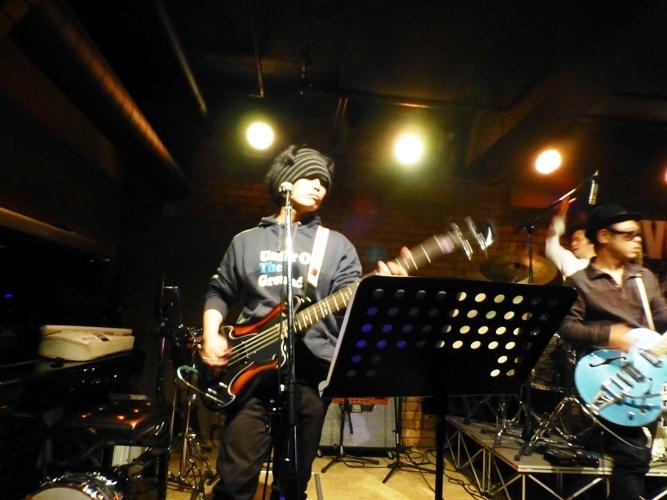2014年のカラフル年末2デイズライブ、初日のライブレポ♪_e0188087_21493278.jpg
