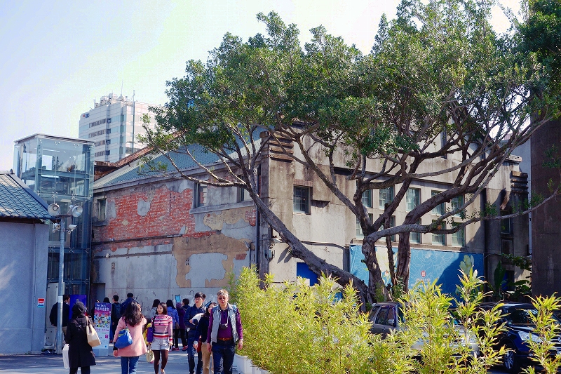 台北の歴史薫る最先端アート発信基地、四四南村と華山1914_d0116009_1948348.jpg