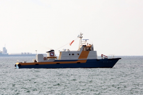 共栄タンカーVLCC「JIN-EI」_e0158925_2127061.jpg