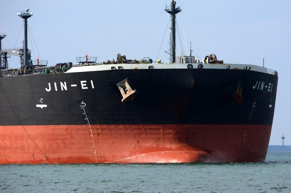 共栄タンカーVLCC「JIN-EI」_e0158925_21275612.jpg