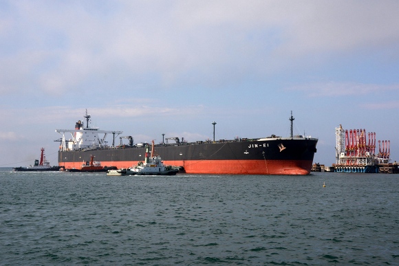 共栄タンカーVLCC「JIN-EI」_e0158925_21291084.jpg