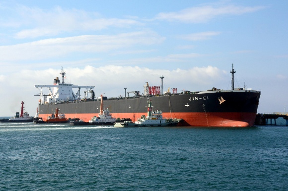 共栄タンカーVLCC「JIN-EI」_e0158925_21425996.jpg