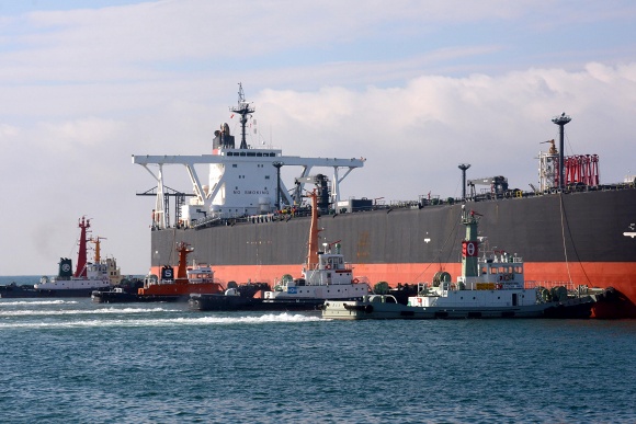 共栄タンカーVLCC「JIN-EI」_e0158925_2144671.jpg