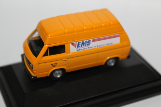 1/87 Schuco VolksWagen T3 Kasten Wagon HOCH DACH WORKING MODEL_b0285587_5165134.jpg