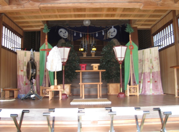 御坂神社(みさかじんじゃ、兵庫県三木市)_d0287413_1064029.jpg