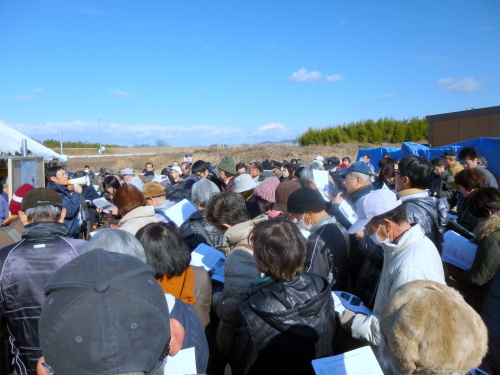 レポート「天白元屋敷遺跡の発掘調査現場現地説明会」_e0144936_12192090.jpg