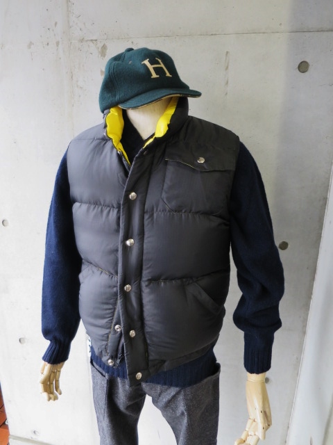 好評のJamieson\'s より・・・好デザインのShawl SWEATER!★!_d0152280_16502017.jpg