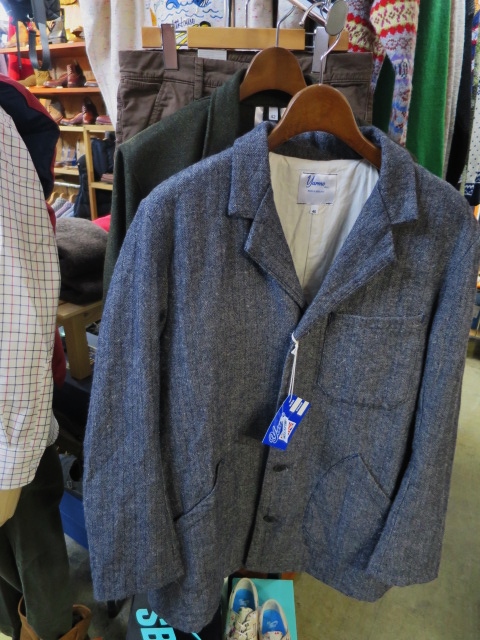 好評のJamieson\'s より・・・好デザインのShawl SWEATER!★!_d0152280_16521438.jpg
