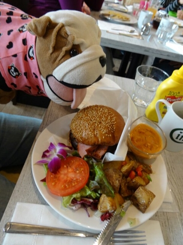f0256400_7503920.jpg
