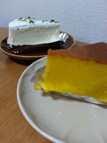 【久喜・喫茶おぐら　納品とケーキとお知らせ♪】_a0157124_21171958.jpg