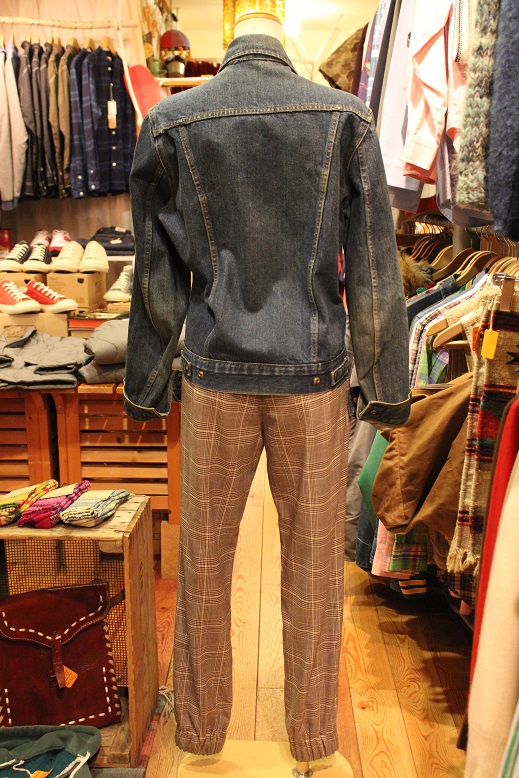 男性にも女性にも使える\"Vintage Denim Jacket\" ご紹介_f0191324_1003958.jpg