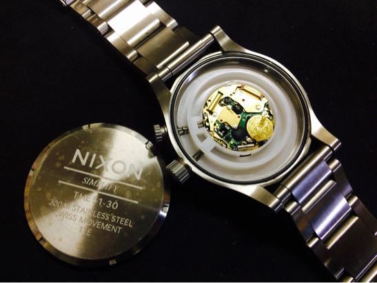 ニクソン NIXON 51-30 電池交換 : ～ CB400SF Ver.S & My Life