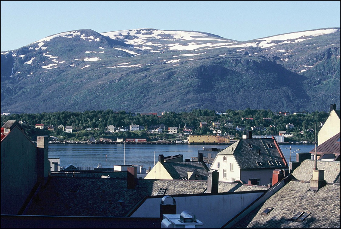 ★OldPhoto銀塩写真のデータ化＞1995年のノルウェー縦断の旅の最初の一本_a0031363_4335844.jpg