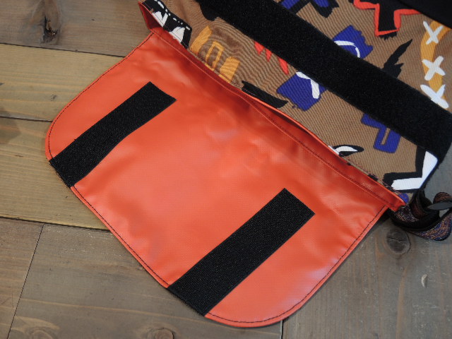 Small Shoulder Bag_b0316864_14172211.jpg