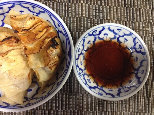 ジャンボ餃子が出来ました_a0136671_3414859.jpg