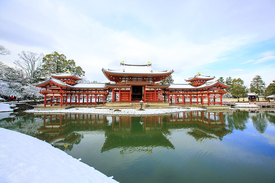 鳳凰堂雪景図】井上黎明 992 宇治平等院 京都 共箱 掛け軸 肉筆