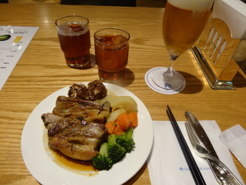 成田空港そばのホテルのブッフェの夕ご飯と朝ご飯です。_c0225997_1563544.jpg