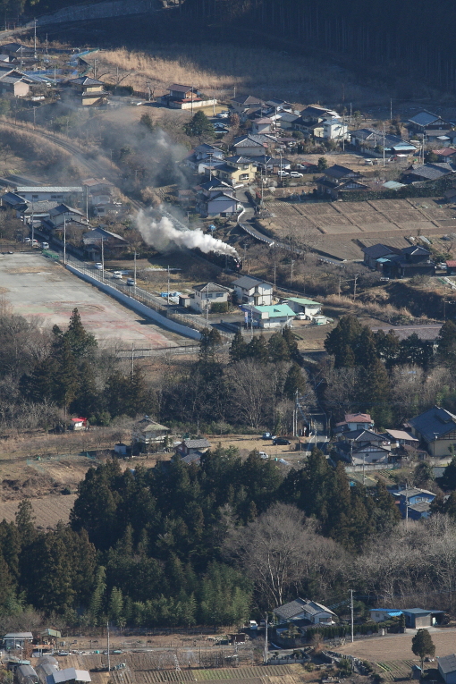 白煙が風に押し倒される〜 - 2015年冬・秩父 - _b0190710_1338397.jpg