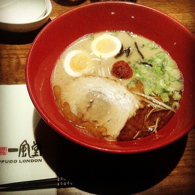 スーパーまで & 新年会_b0167736_5575111.jpg