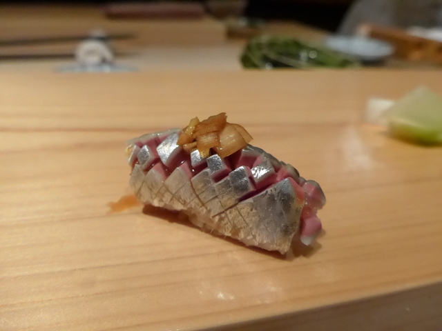 中目黒「鮨 尚充 たかみつ」へ行く。_f0232060_18112259.jpg