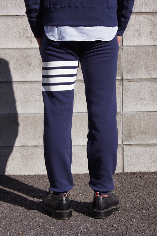 THOM BROWNE. All Navy..._c0079892_19305415.jpg
