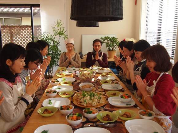 セイタン作りとセイタンの料理&リンゴのスイーツ_c0125702_2231529.jpg