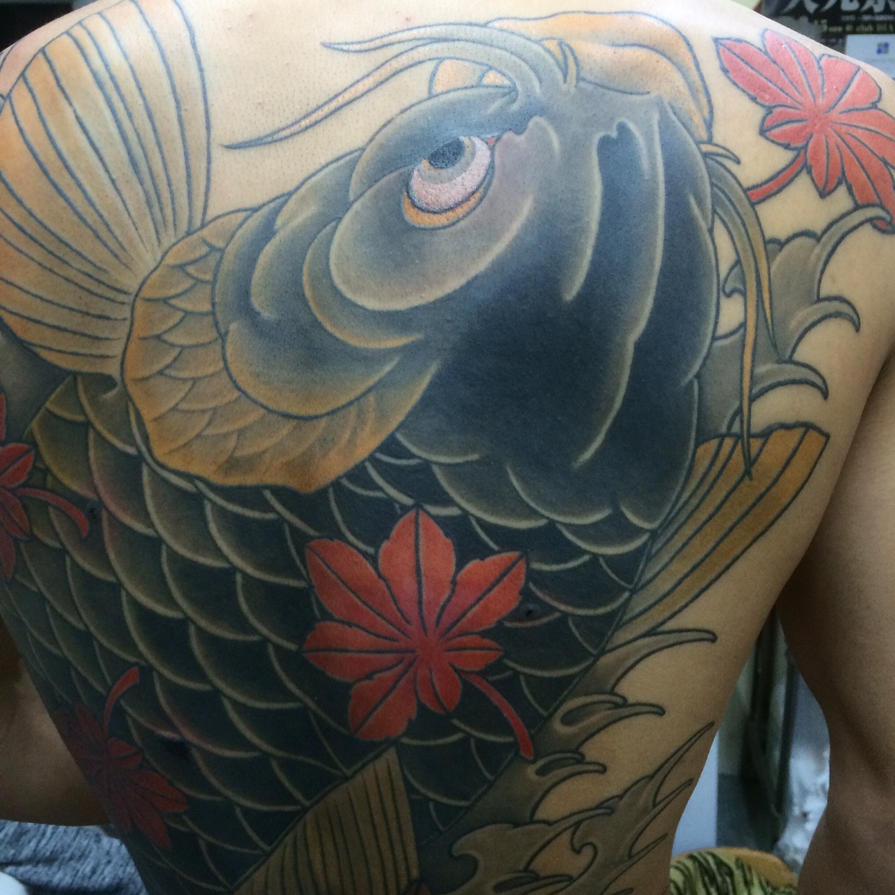 鯉の刺青 背中 名古屋 刺青 彫じゅん 雷屋 愛知県 俺の道 ーkaminari tattoo lifeー 彫じゅん 刺青 雷屋 名古屋 愛知 鯉の刺青 背中 名古屋 刺青 彫じゅん 雷屋 愛知県 俺の道 ーkaminari tattoo lifeー 彫じゅん 刺青 雷屋 名古屋 愛知
