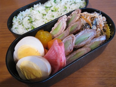 ネギロール弁当_f0005043_9553930.jpg