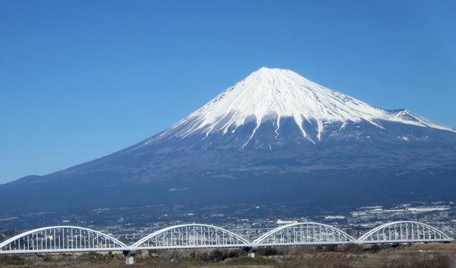 【名古屋2015】①富士山と駅きしめん_c0042960_22163736.jpg