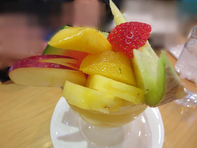 【名古屋2015】④フルーツパーラーKOBOYAでレッドパールのパフェ_c0042960_2134183.jpg