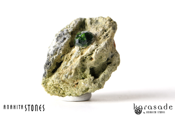 デマントイドガーネット イラン産 / 天然石 原石 鉱物標本 デマントイドガーネット イラン産 / 天然石 原石 鉱物標本