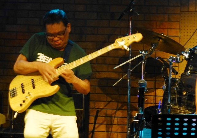 2014年カラフル年末ライブ、2日目のライブレポ♪part1_e0188087_22142883.jpg