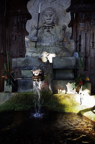 不動明王に参拝!_c0336902_2011824.jpg