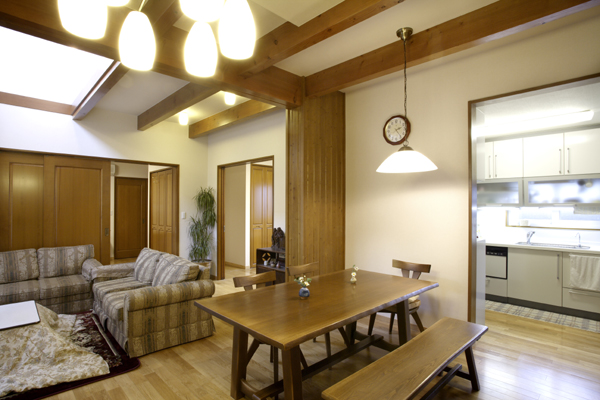 ご入居から10年 練馬区 古と調和した家_d0080906_11421285.jpg