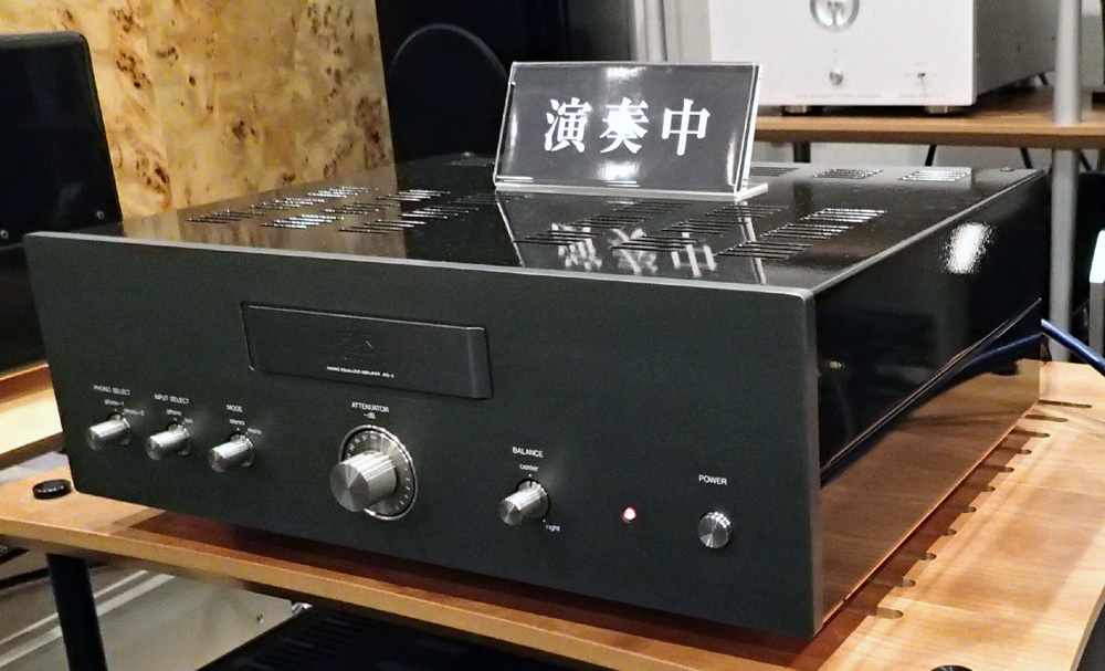 ウイーンアコースティクス THE MUSIC 試聴会は終了しました。_b0262449_19154452.jpg