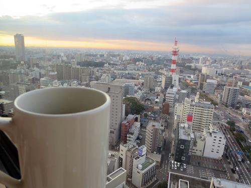 【名古屋2015】⑦ANAクラウンプラザホテルの窓辺でモーニングコーヒー_c0042960_2293913.jpg