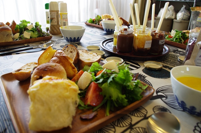 角食パンのホワイトライン_e0167593_23572.jpg