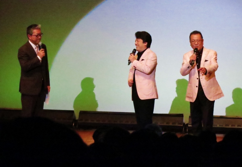 KOBE・流行歌ライブ・親子出演・浪花の父子酒~花板_b0083801_16585067.jpg
