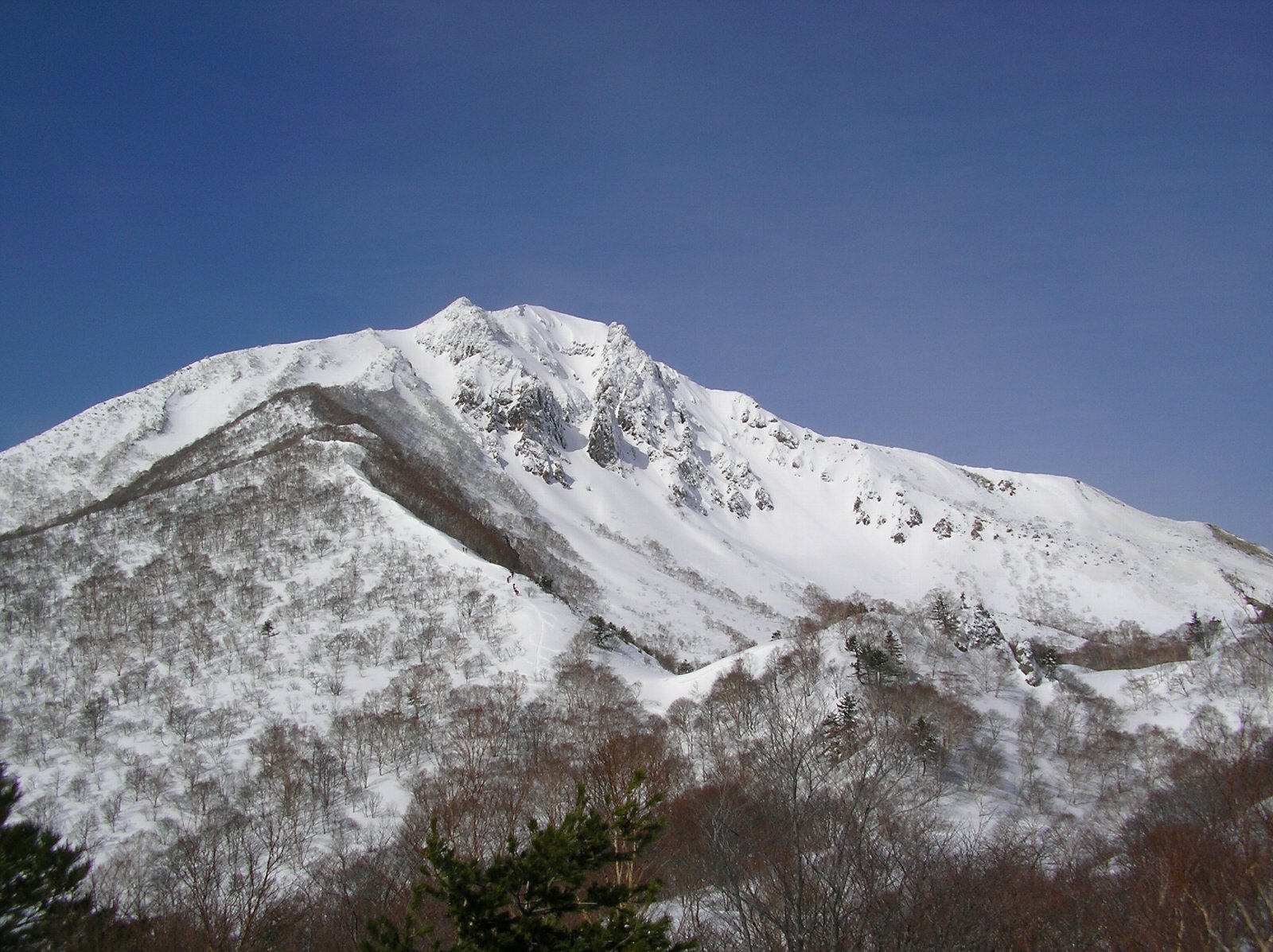 山登りアーカイブス　２００９年２月２２日～スノーシュー登山（磐梯山）_f0170180_21341943.jpg