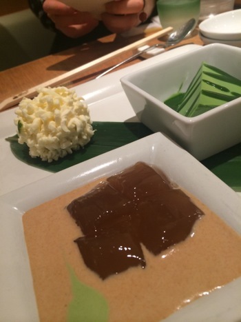 わらび餅フォンデュ R Style 表参道 Religeuse A La Rose わらび餅フォンデュ R Style 表参道 Religeuse A La Rose