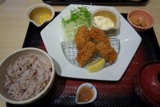 問題のあるレストラン「夢への一歩!開店は前途多難 」_e0080345_08494901.jpg