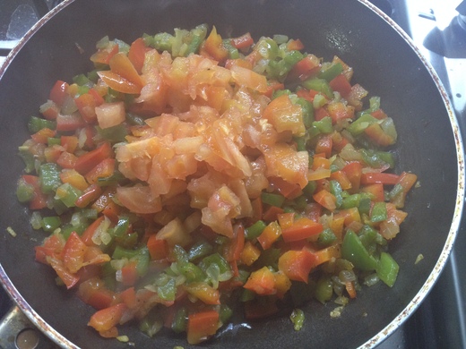 スペイン料理はパエリアだけじゃない!エンパナーダを食べる_a0136671_1141373.jpg
