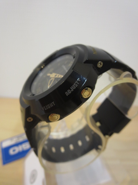 CASIO カシオ g-shock mini GMN-500G-1BJR Black/Gold CASIO カシオ g-shock mini GMN-500G-1BJR Black/Gold